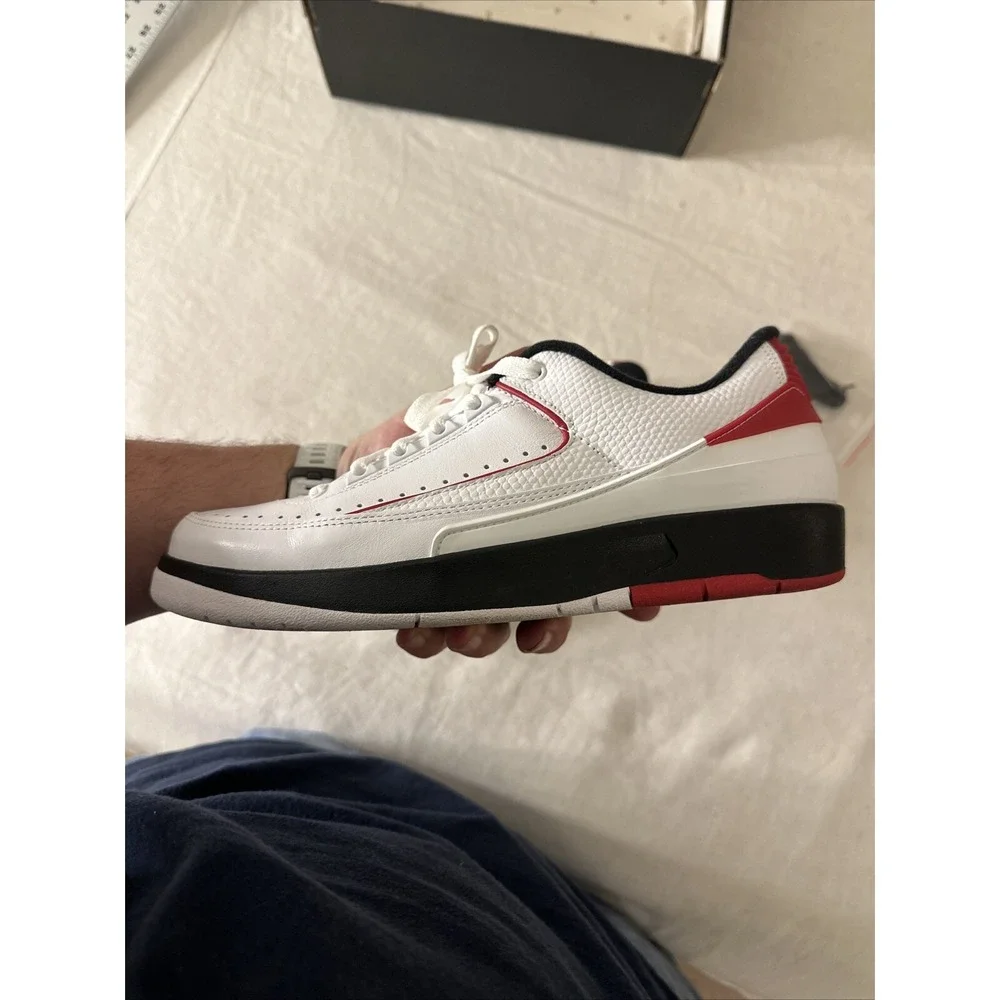 Size 9 - Air Jordan 2 Retro 2016 Low‎ Chicago Very Nice
